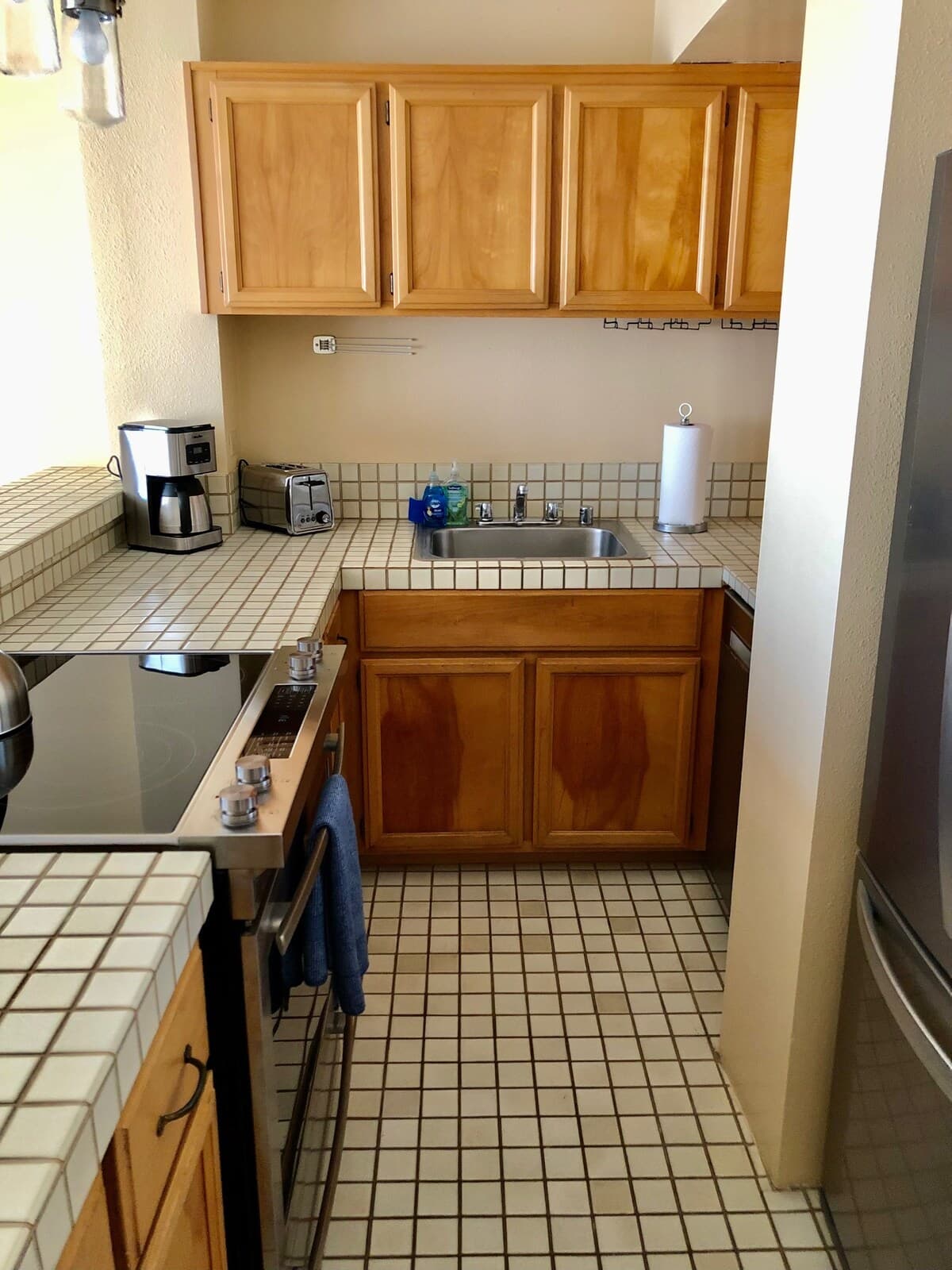Condo in Hilo · ★4.85 · 2 bedrooms · 2 beds · 2 shared baths - Photo 4
