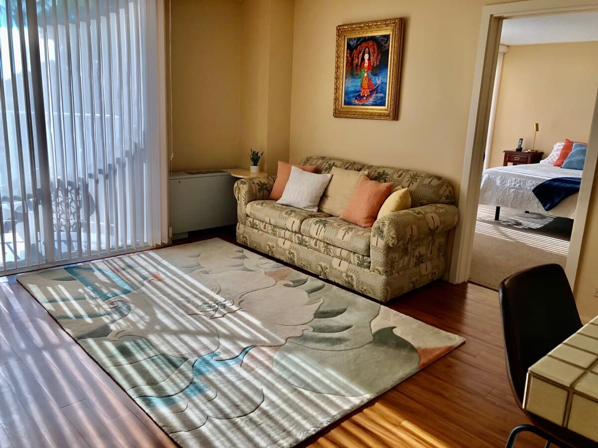 Condo in Hilo · ★4.85 · 2 bedrooms · 2 beds · 2 shared baths - Photo 2