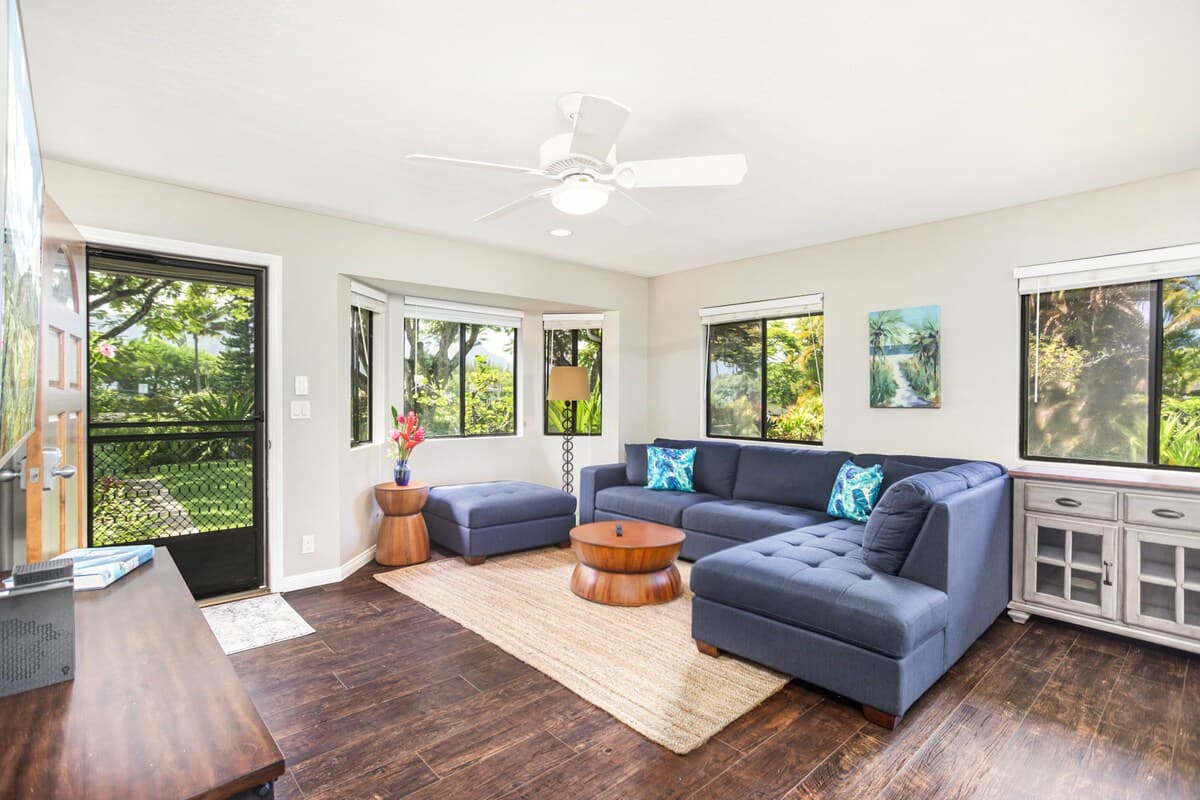 Home in Princeville · ★4.91 · 3 bedrooms · 4 beds · 2 baths - Photo 3