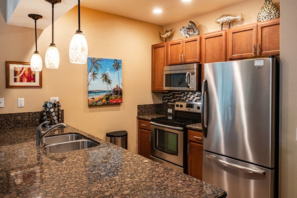 Condo in Wailea · ★4.94 · 2 bedrooms · 3 beds · 2 baths - Photo 3