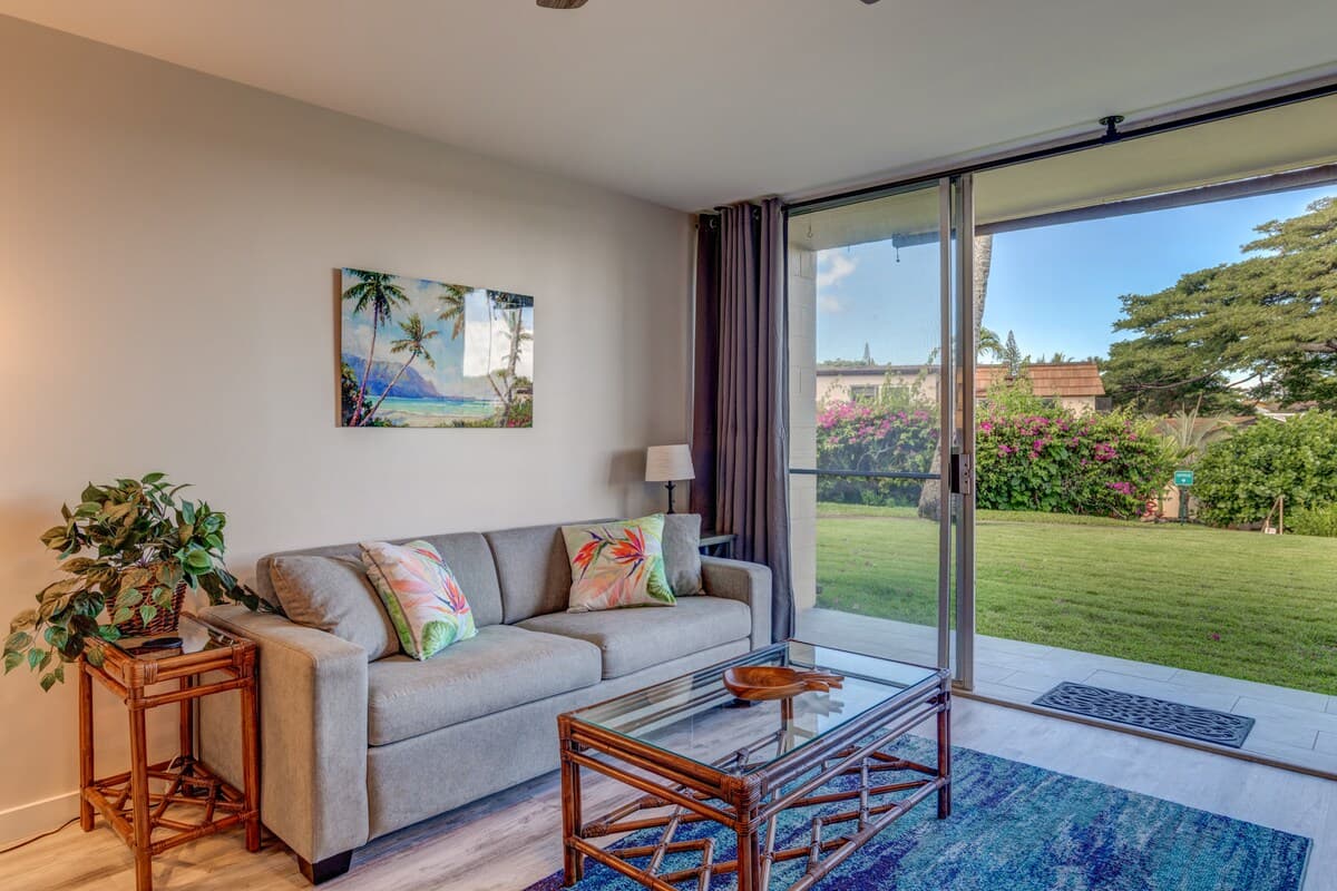 Condo in Lahaina · ★4.99 · 1 bedroom · 1 bed · 1 private bath - Photo 2