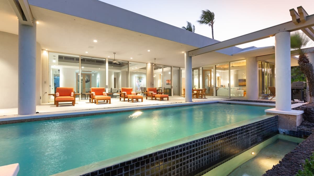 Home in Waimea · ★5.0 · 4 bedrooms · 8 beds · 4.5 baths - Photo 2