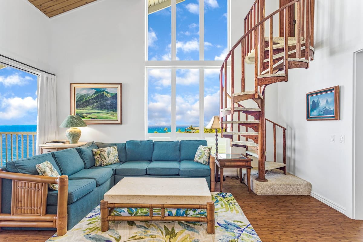 Condo in Princeville · ★4.93 · 2 bedrooms · 3 beds · 2.5 baths - Photo 5
