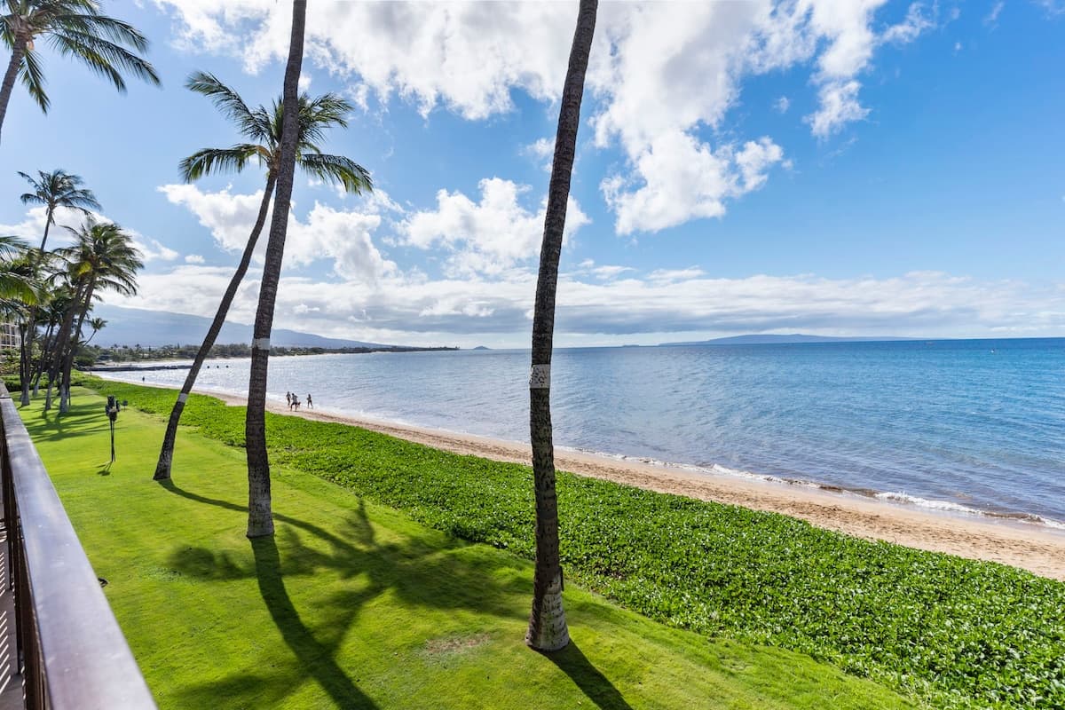 Condo in Kihei · ★5.0 · 2 bedrooms · 2 beds · 2 baths - Photo 1