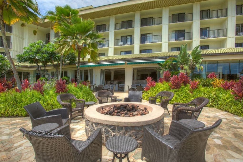 Condo in Lihue · ★4.54 · 1 bedroom · 2 beds · 1 shared bath - Photo 3