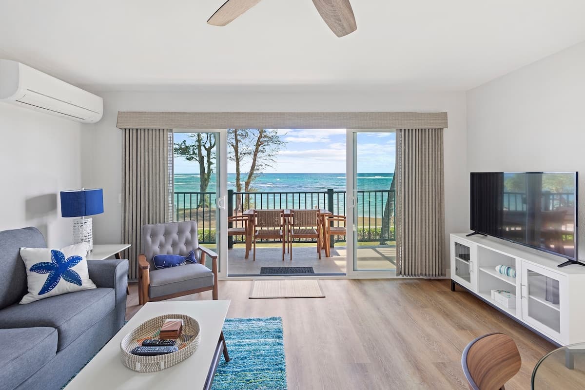 Condo in Kapaa · ★4.93 · 1 bedroom · 2 beds · 1 shared bath - Photo 2