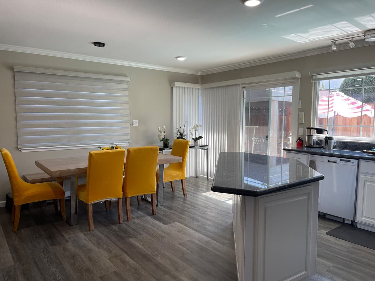 Tranquil Poolside Home Near Airport & Downtown - Photo 4