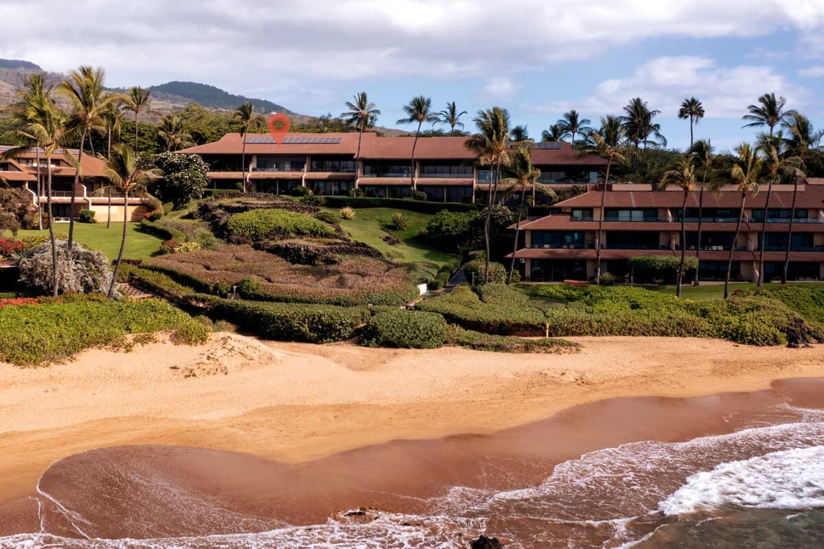 Condo in Kihei · ★4.96 · 2 bedrooms · 4 beds · 2 baths - Photo 5