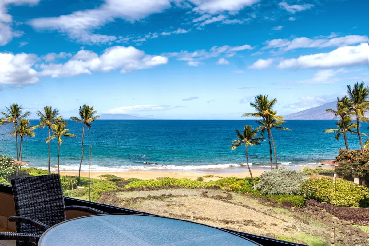 Condo in Kihei · ★4.96 · 2 bedrooms · 4 beds · 2 baths - Photo 1