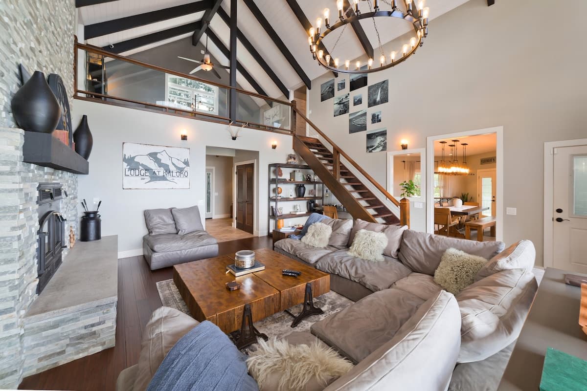 Home in Kailua-Kona · ★5.0 · 5 bedrooms · 10 beds · 5 baths - Photo 2