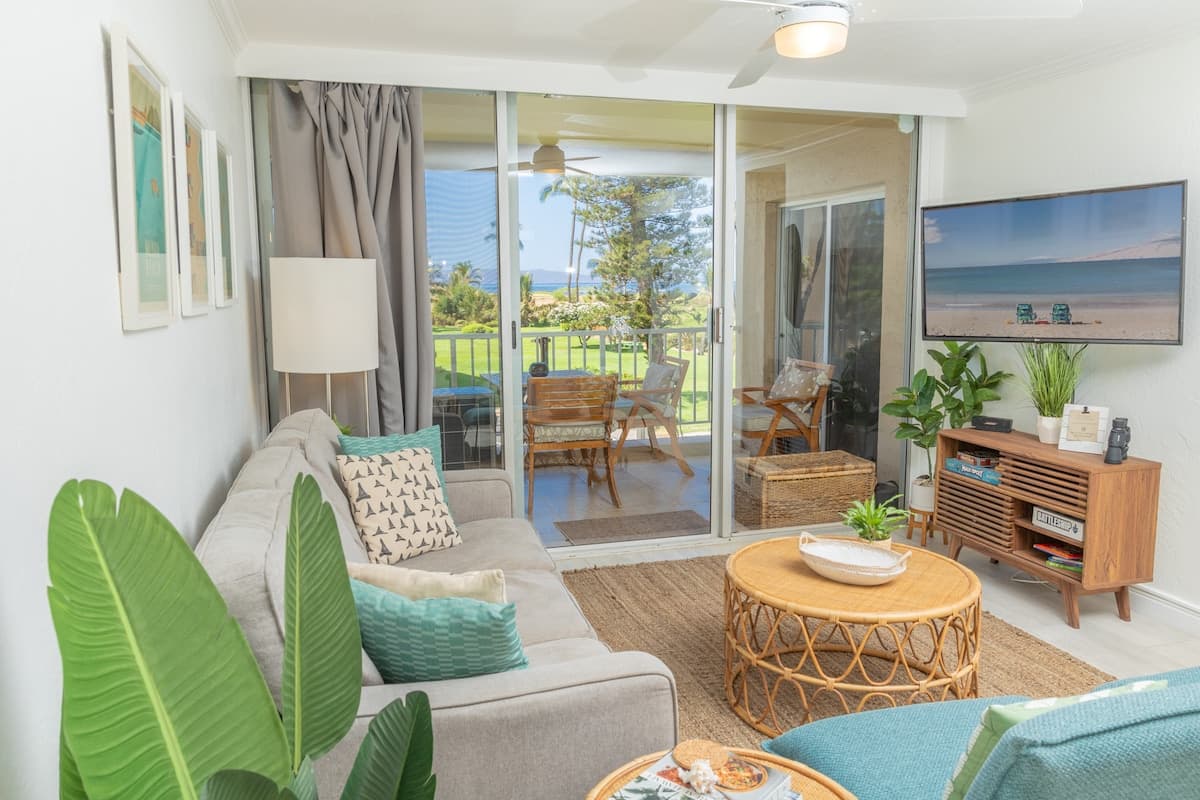 Condo in Kihei · ★4.99 · 2 bedrooms · 4 beds · 2 baths - Photo 4
