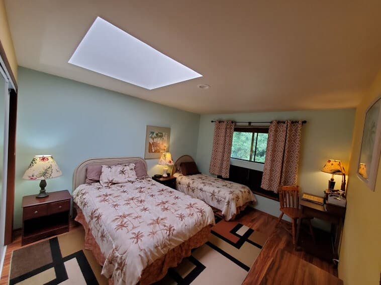 Home in Captain Cook · ★4.91 · 1 bedroom · 2 beds · 1 private bath - Photo 4