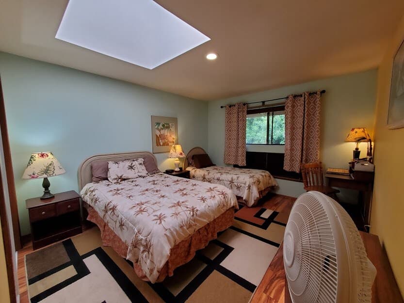 Home in Captain Cook · ★4.91 · 1 bedroom · 2 beds · 1 private bath - Photo 1