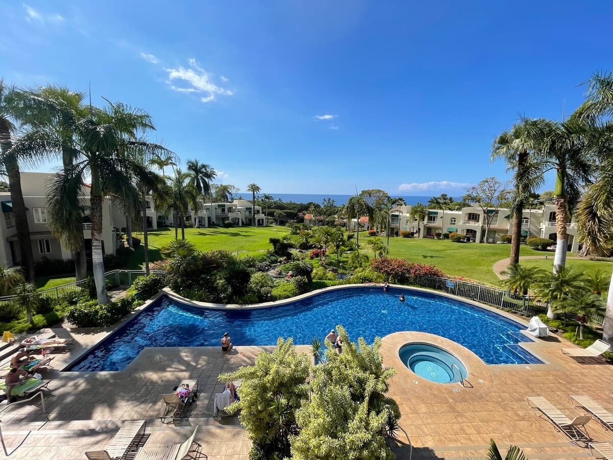Condo in Kihei · ★4.96 · 2 bedrooms · 3 beds · 2 shared baths - Photo 4