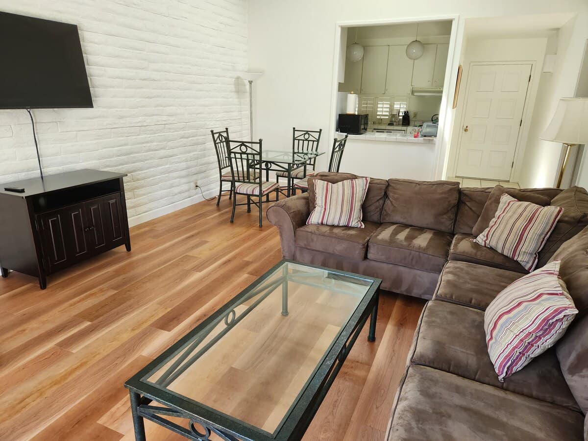 Silverado Golf Course Townhome with Pool - Photo 4