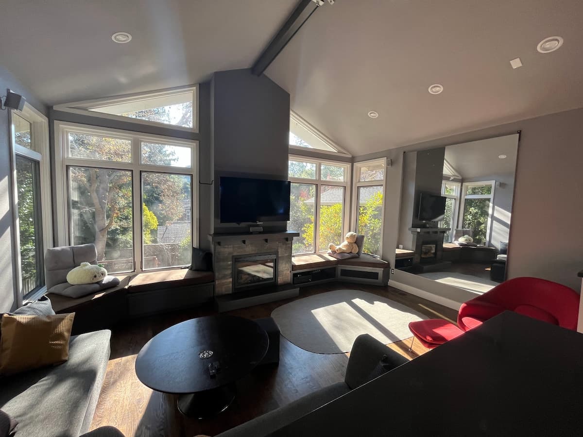 Home in Los Altos · ★4.95 · 4 bedrooms · 6 beds · 3 private baths - Photo 1