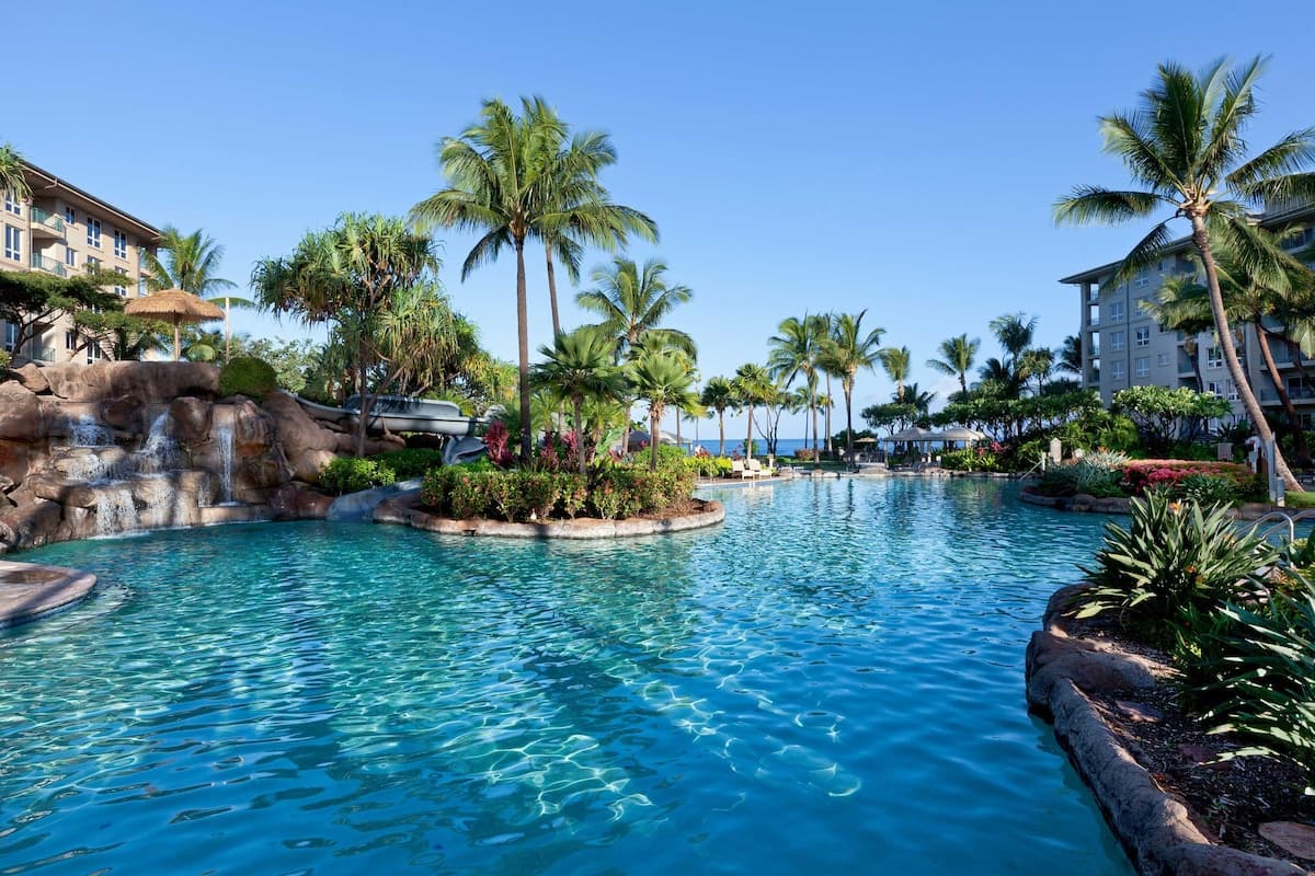 Condo in Lahaina · ★5.0 · Studio · 2 beds · 1 bath - Photo 2