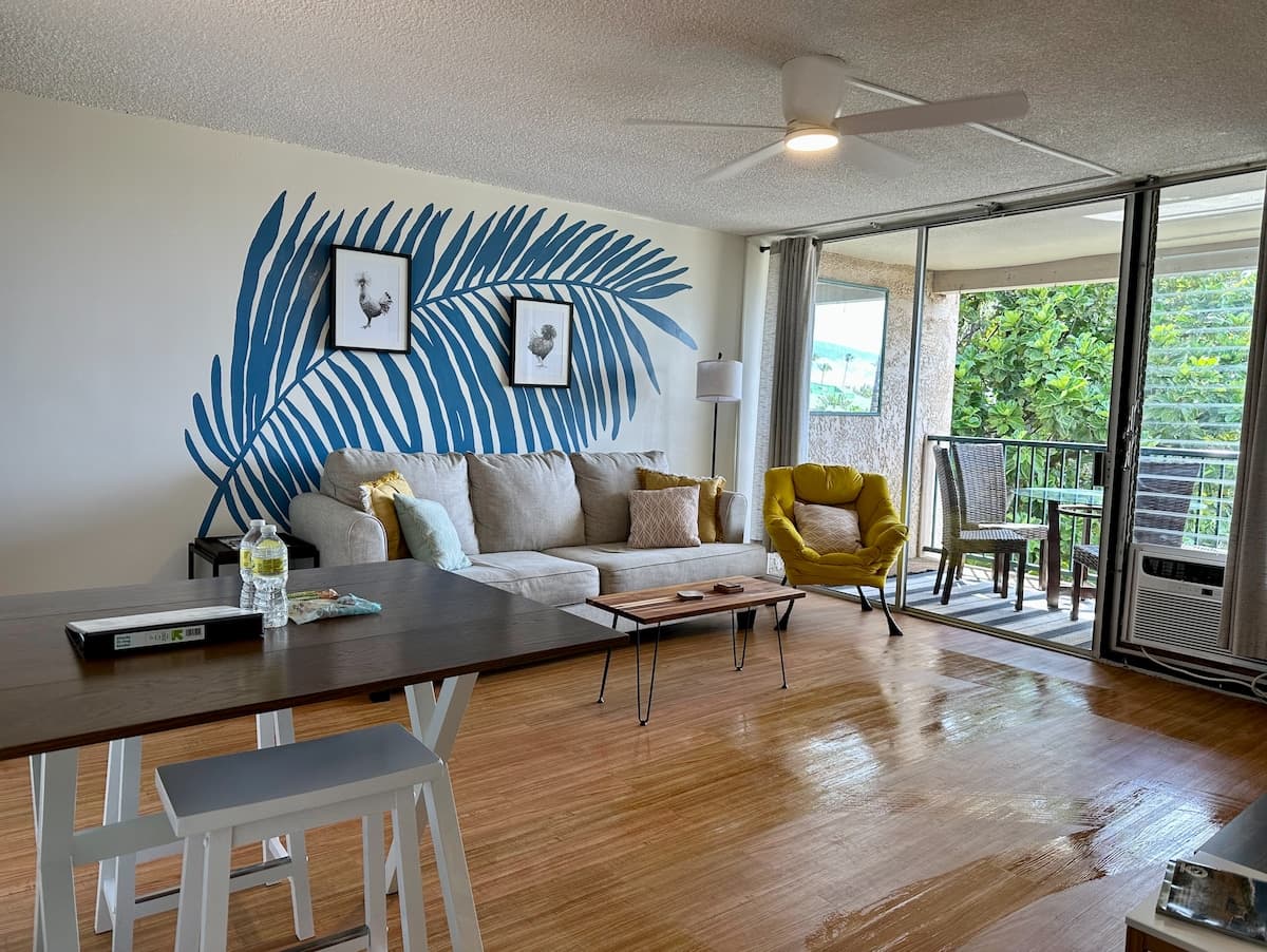 Condo in Kihei · ★4.79 · 1 bedroom · 2 beds · 1 private bath - Photo 3