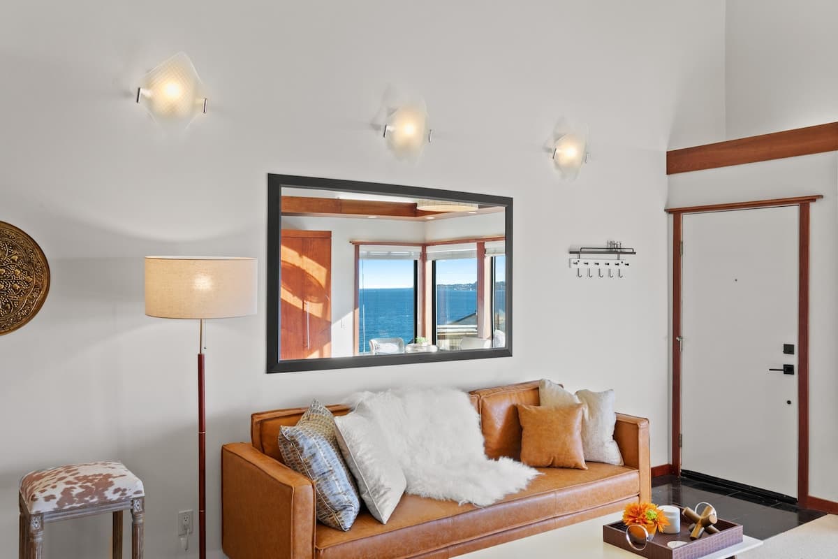 Luxury Beach Retreat Private Ocean Access, Deck - Photo 4