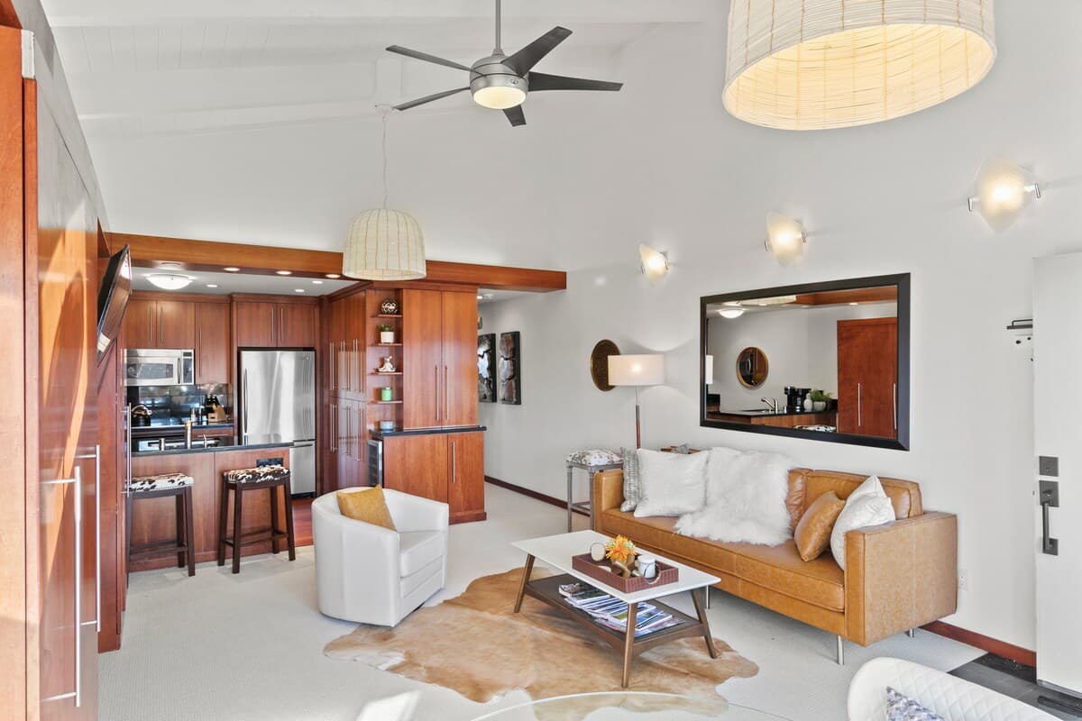Luxury Beach Retreat Private Ocean Access, Deck - Photo 5