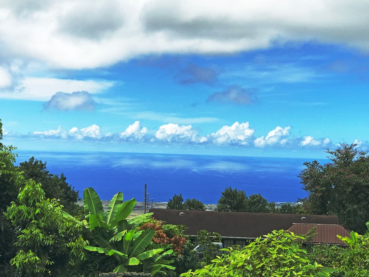 Home in Kailua-Kona · ★4.96 · 2 bedrooms · 2 beds · 1 private bath - Photo 1