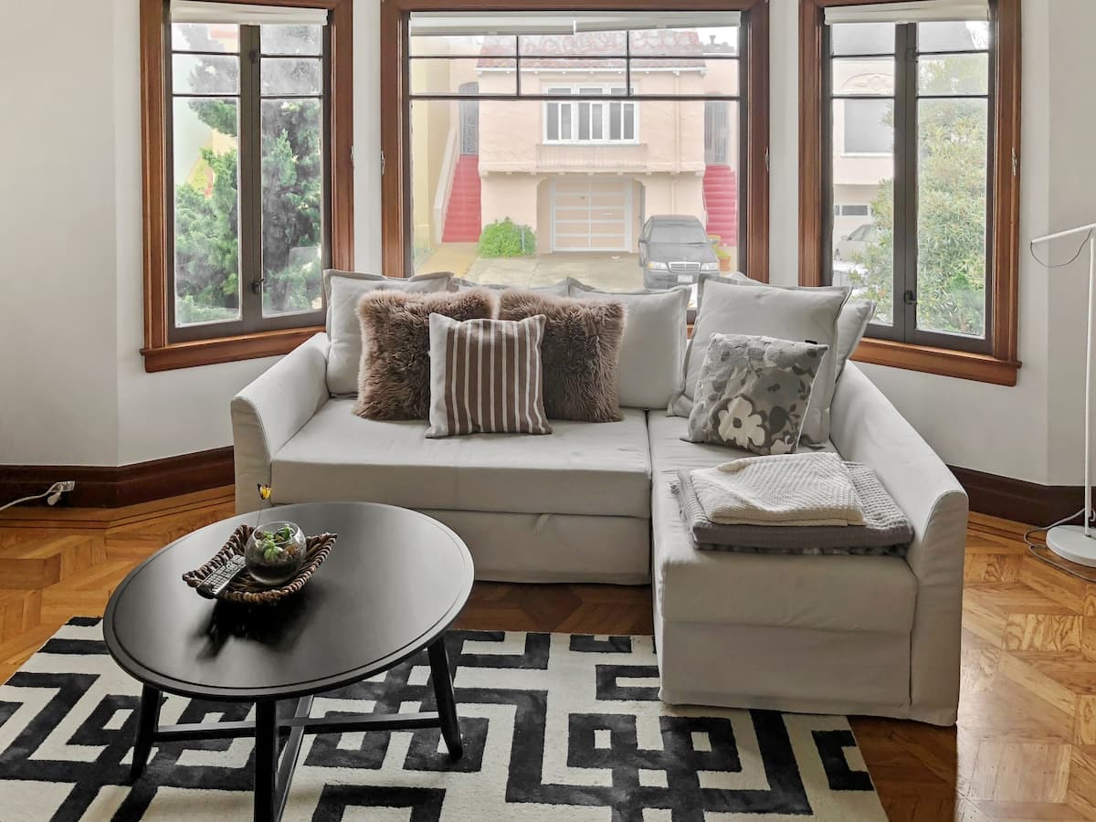 Dog-Friendly Mission Terrace Home with Parking - Photo 3