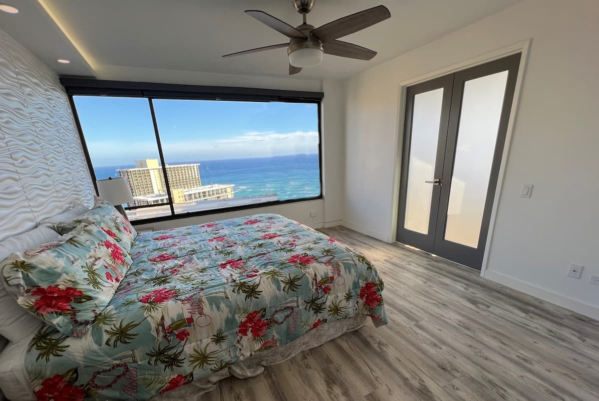 Condo in Honolulu · ★4.71 · 2 bedrooms · 3 beds · 2 shared baths - Photo 2