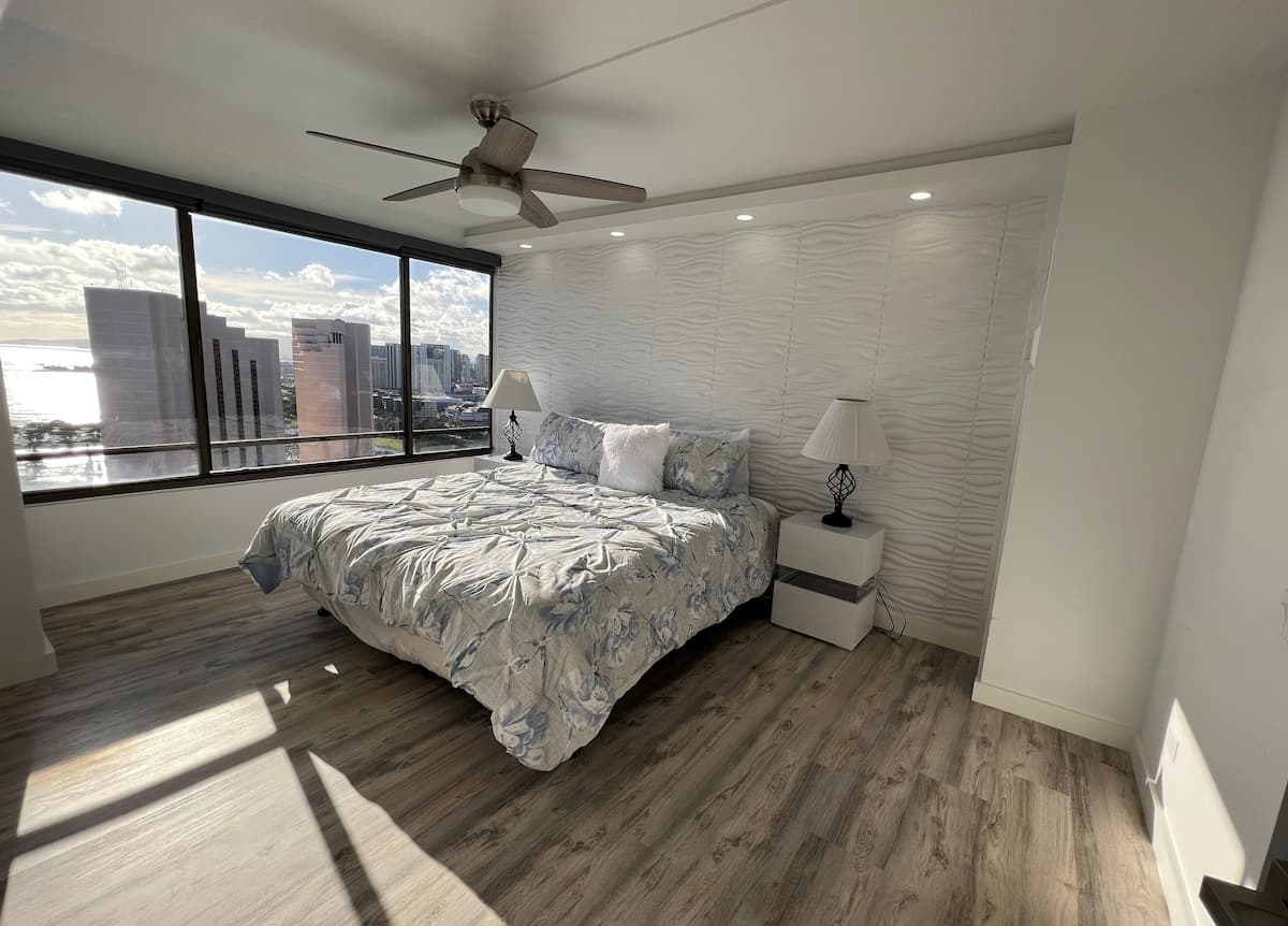 Condo in Honolulu · ★4.71 · 2 bedrooms · 3 beds · 2 shared baths - Photo 1