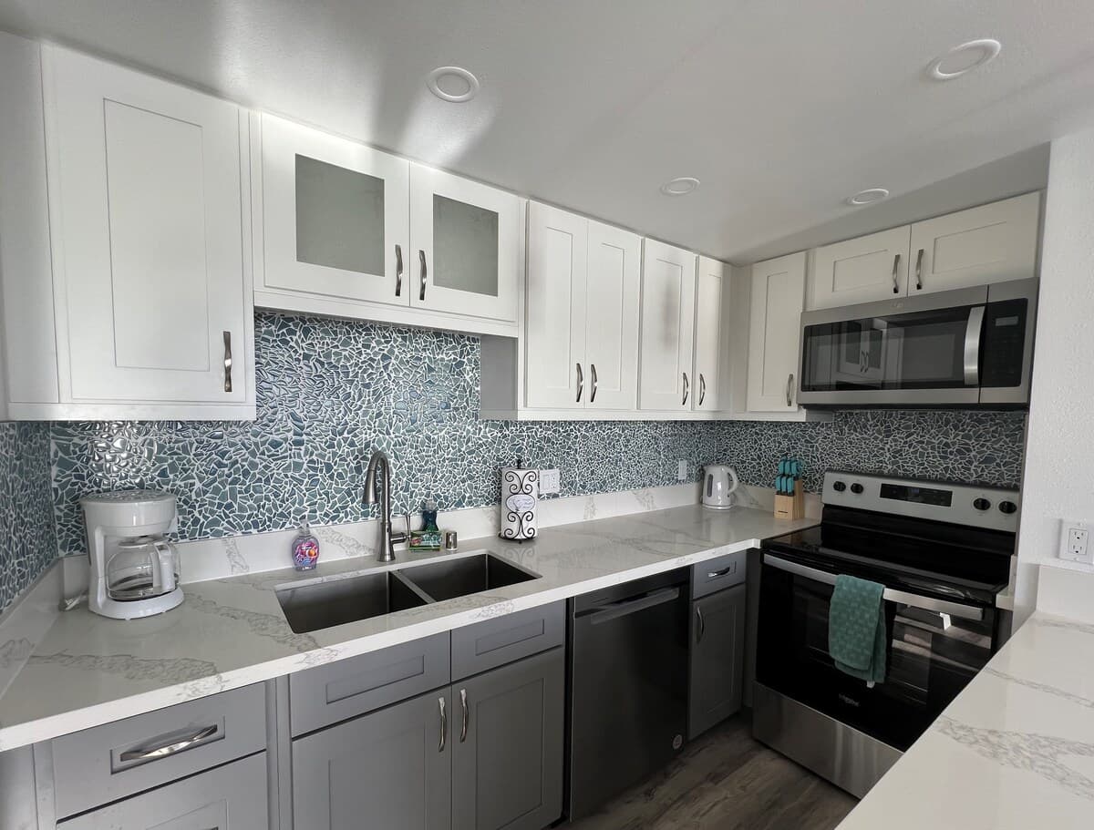 Condo in Honolulu · ★4.71 · 2 bedrooms · 3 beds · 2 shared baths - Photo 5
