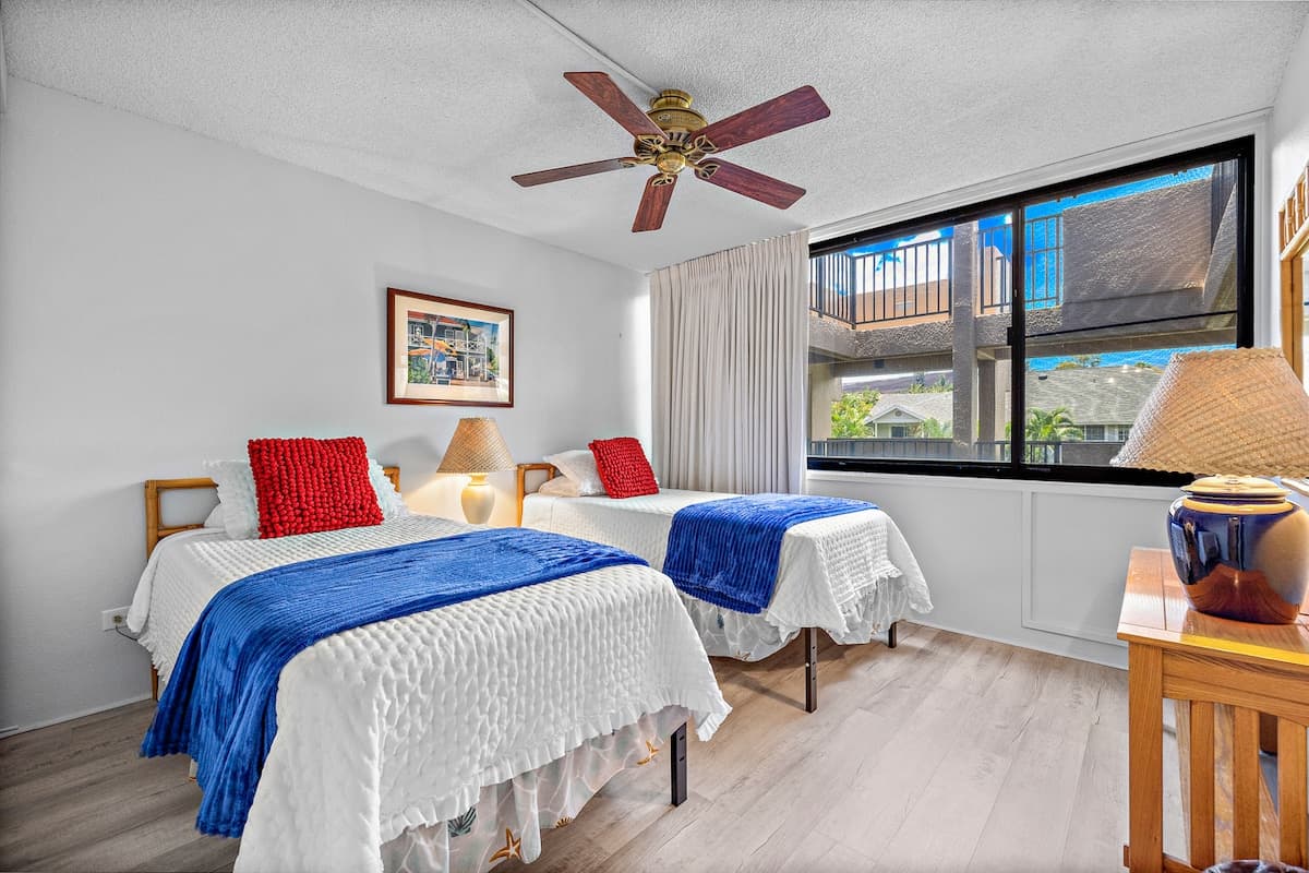Condo in Kihei · ★4.94 · 2 bedrooms · 4 beds · 2 shared baths - Photo 1