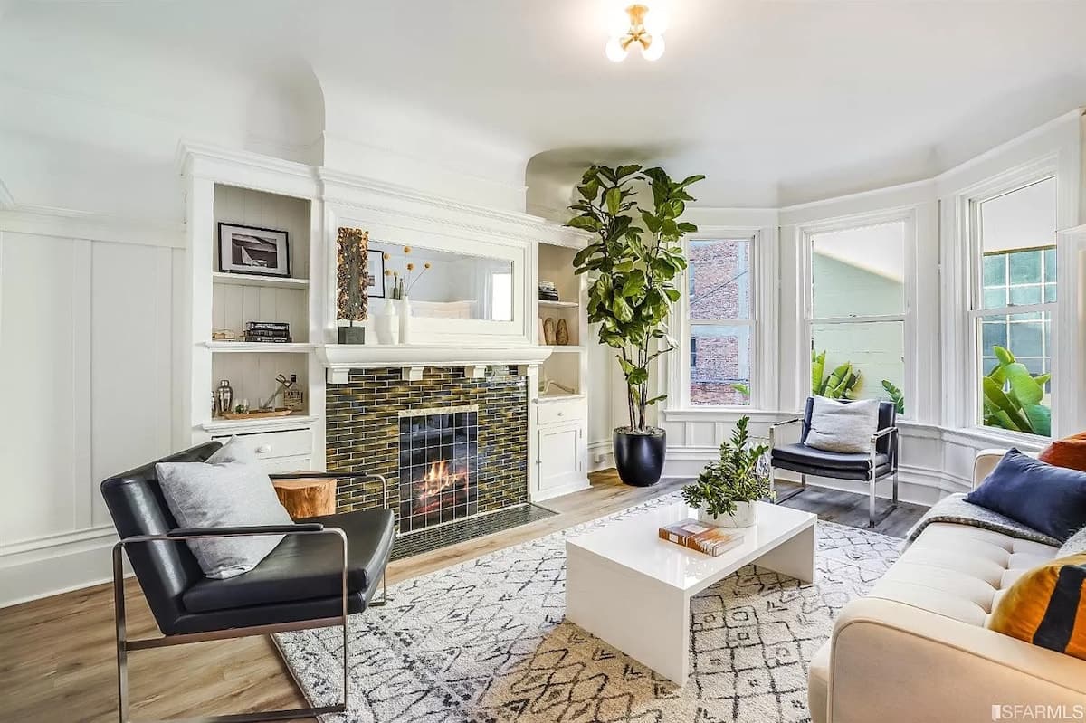 Spacious Victorian Condo by 16th St BART - Photo 1
