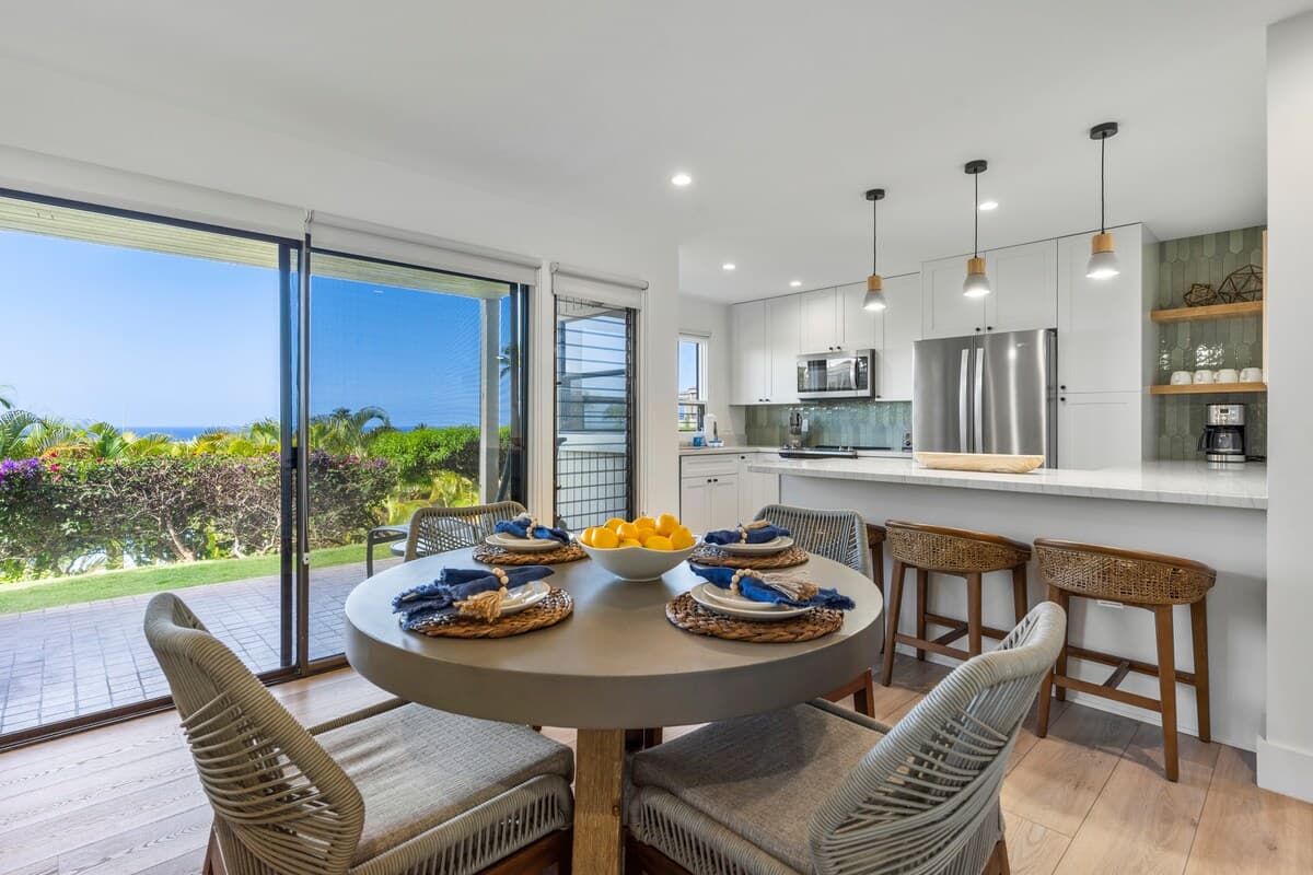 Condo in Wailea · ★4.96 · 2 bedrooms · 3 beds · 2 baths - Photo 4