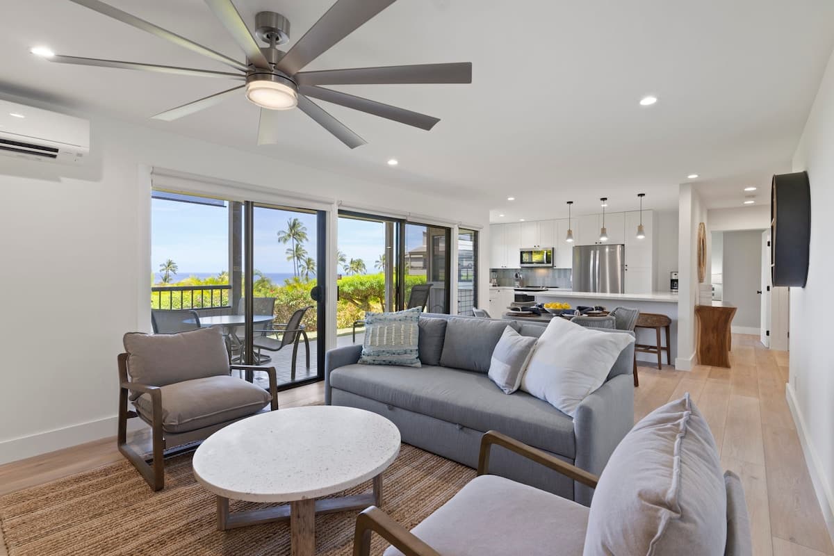 Condo in Wailea · ★4.96 · 2 bedrooms · 3 beds · 2 baths - Photo 2