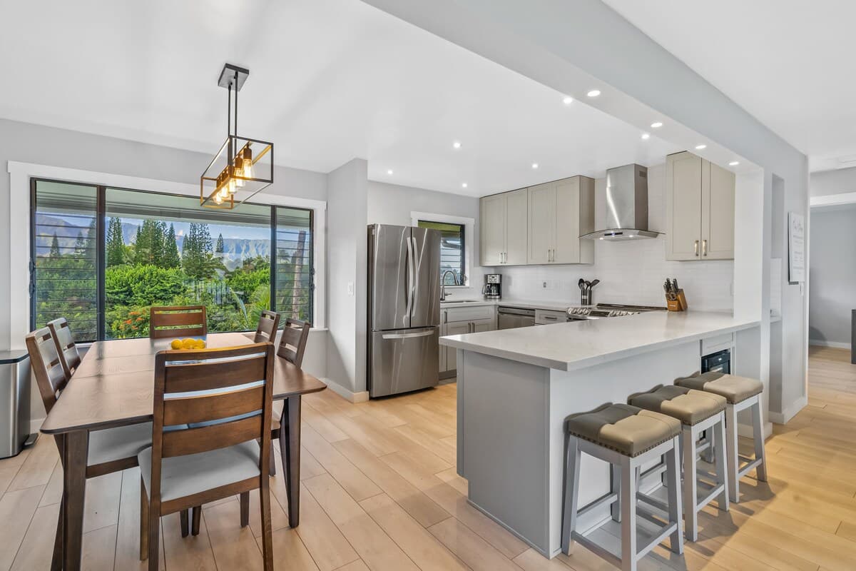 Condo in Princeville · ★4.94 · 2 bedrooms · 2 beds · 2 private baths - Photo 2