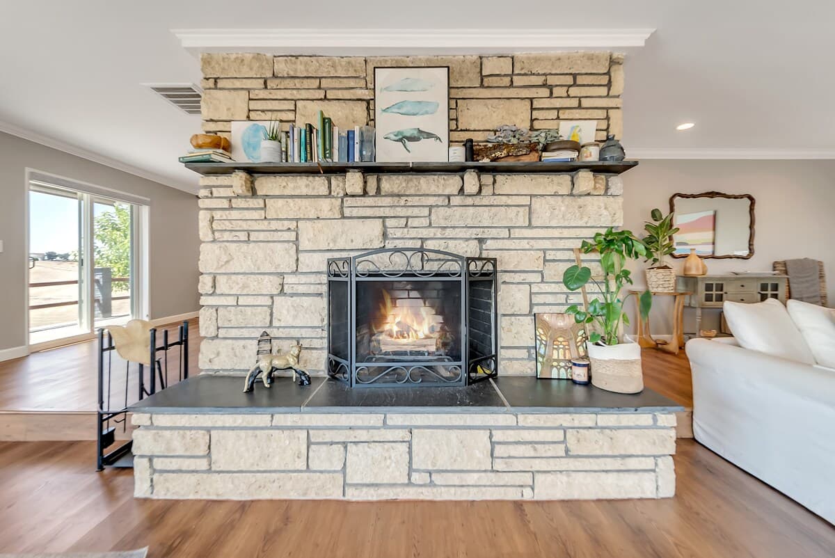 Mt Hamilton Retreat with Panoramic Views - Photo 4