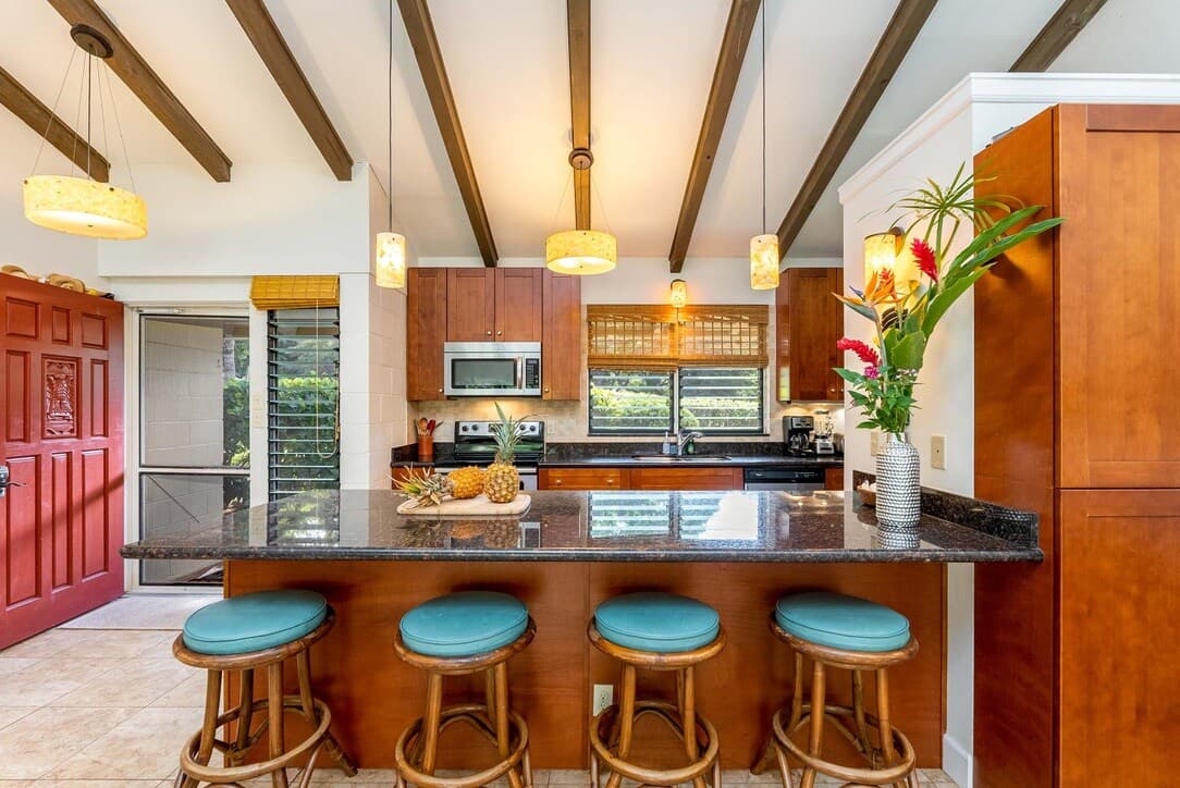 Home in Kihei · ★4.72 · 3 bedrooms · 5 beds · 2 baths - Photo 3