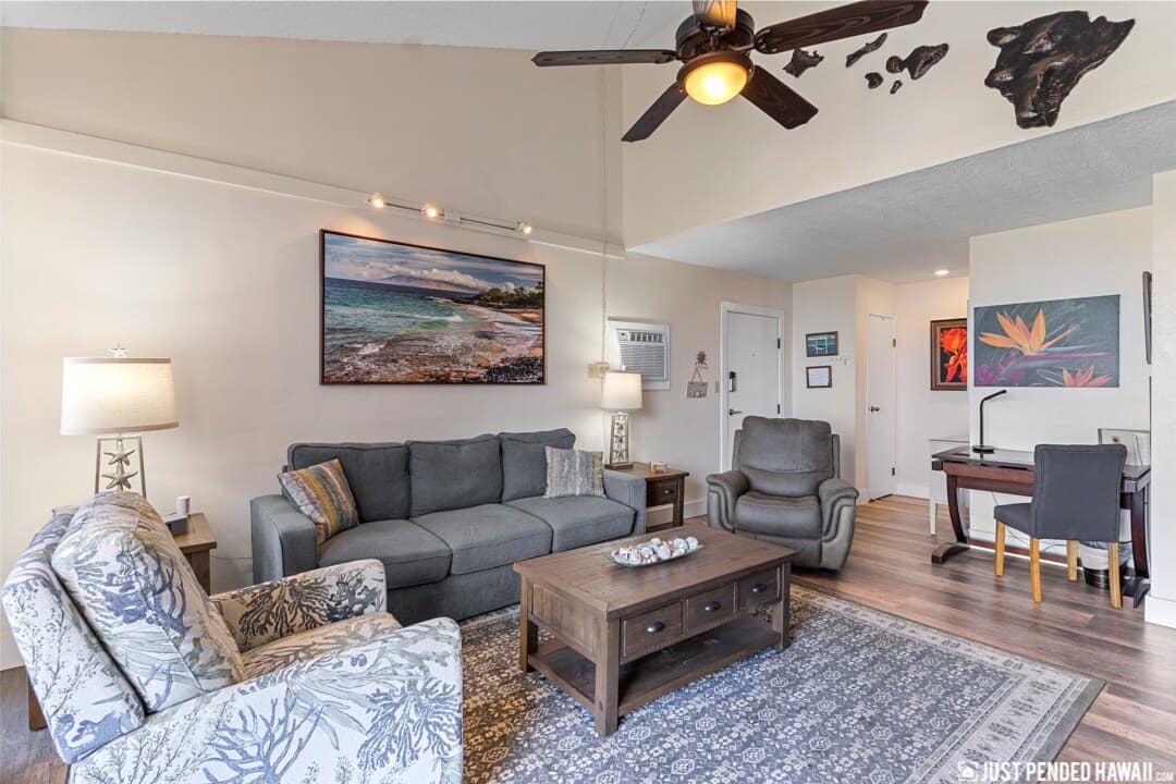 Condo in Kihei · ★4.73 · 2 bedrooms · 3 beds · 1 bath - Photo 5
