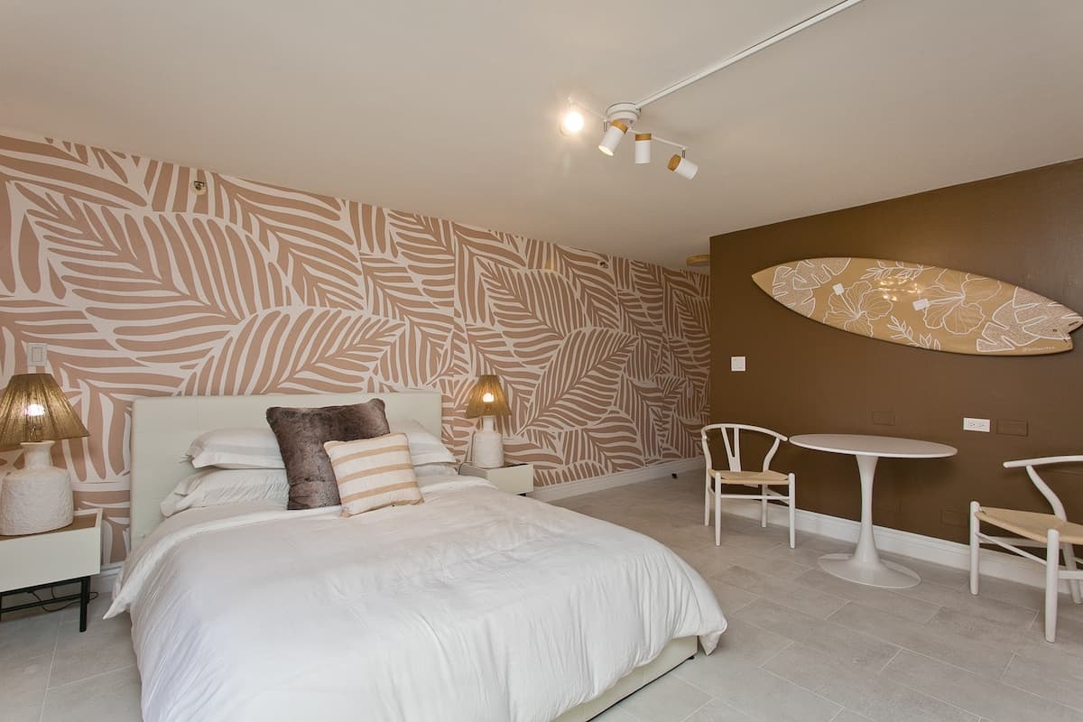 Condo in Honolulu · ★4.71 · 1 bedroom · 1 bed · 1 private bath - Photo 1