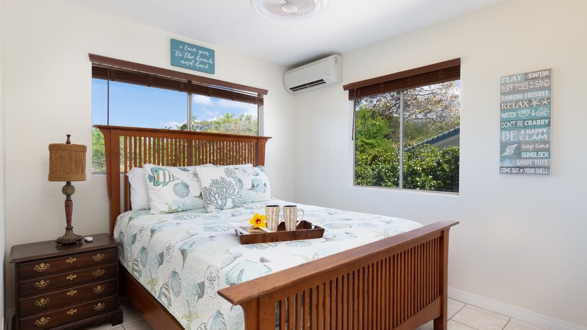 Home in Kailua-Kona · ★4.91 · 4 bedrooms · 6 beds · 3 private baths - Photo 4