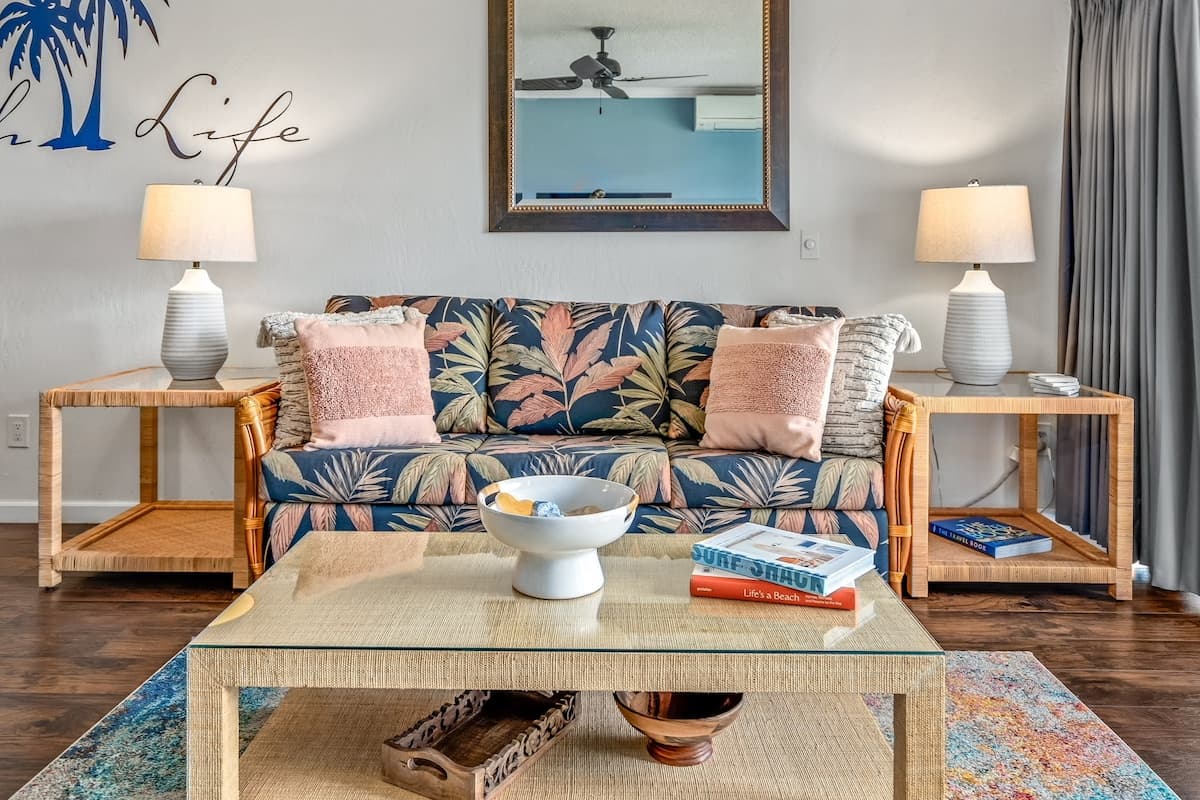 Condo in Kihei · ★4.8 · 1 bedroom · 2 beds · 1 private bath - Photo 2