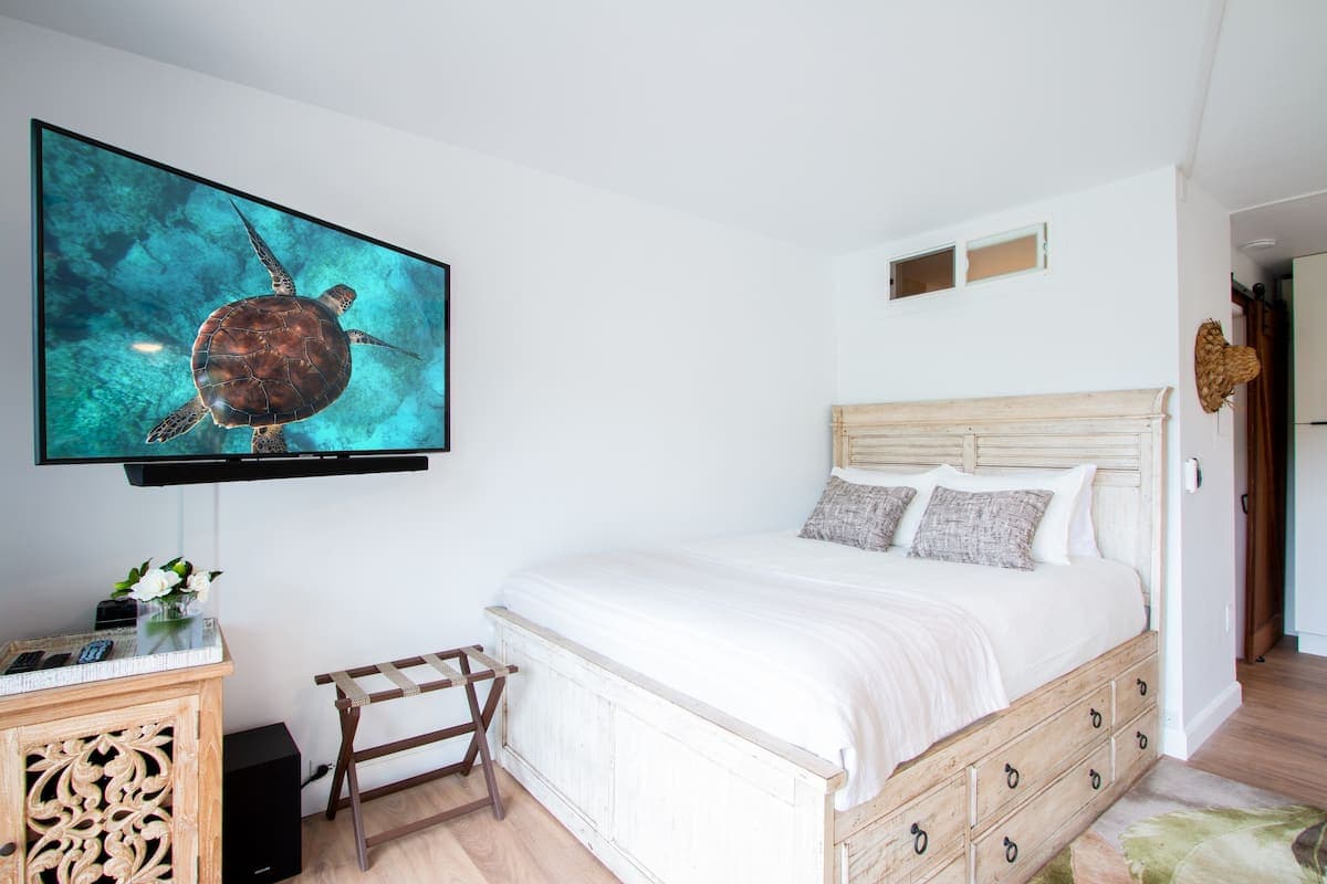 Condo in Waianae · ★4.77 · Studio · 1 bed · 1 private bath - Photo 2