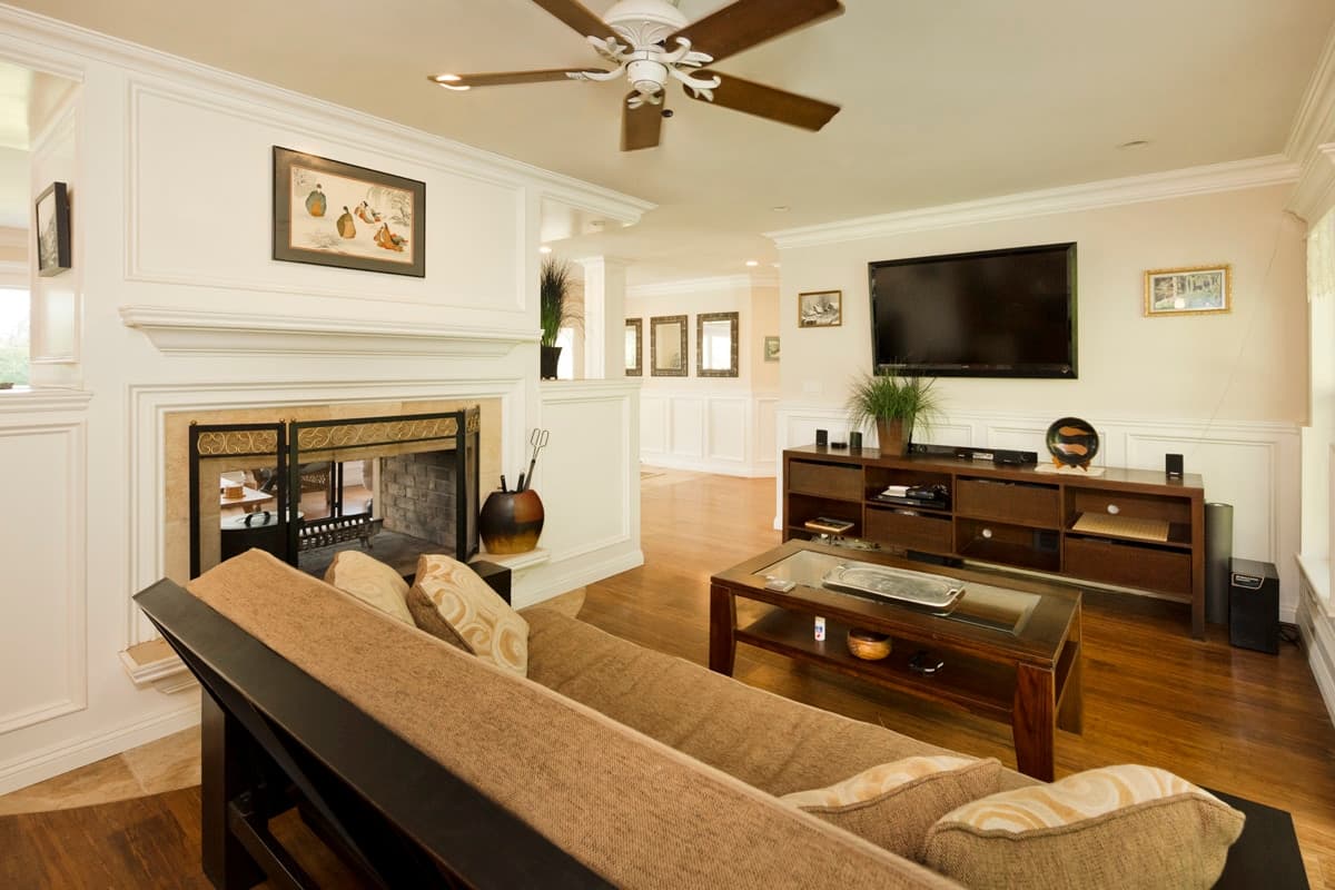 Home in Hilo · ★4.94 · 4 bedrooms · 7 beds · 2.5 private baths - Photo 3