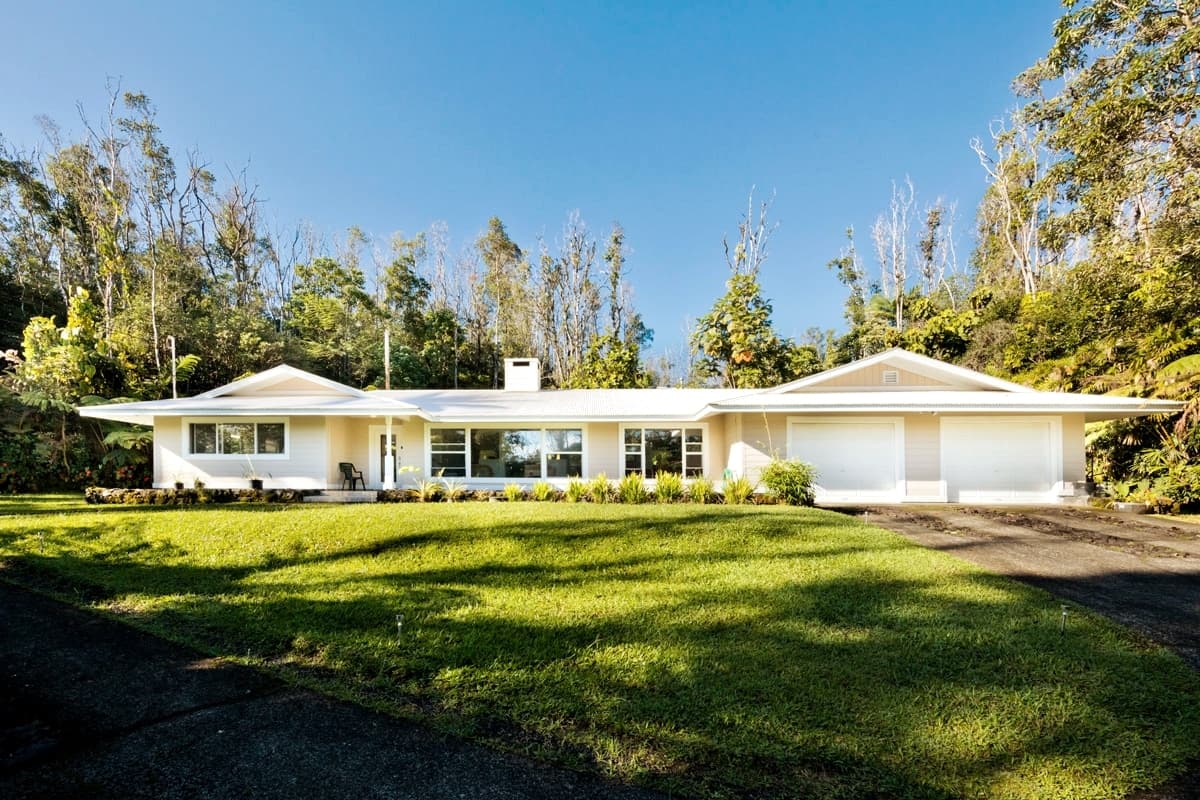 Home in Hilo · ★4.94 · 4 bedrooms · 7 beds · 2.5 private baths - Photo 1