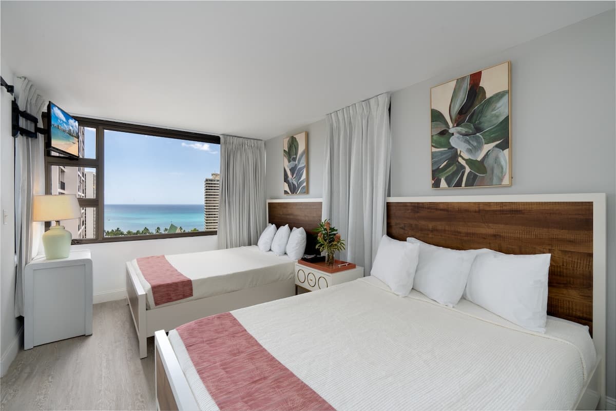 Condo in Honolulu · ★4.78 · 1 bedroom · 3 beds · 1 private bath - Photo 1