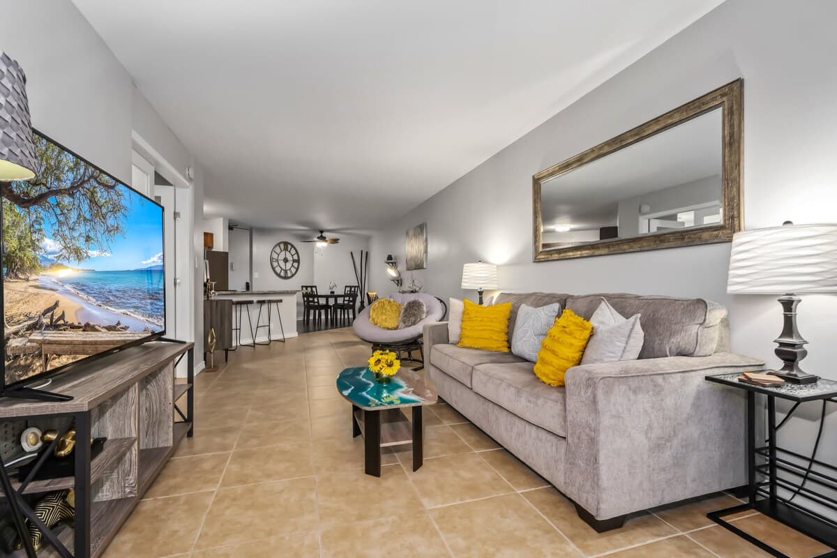 Condo in Kihei · ★4.88 · 1 bedroom · 2 beds · 1 private bath - Photo 4