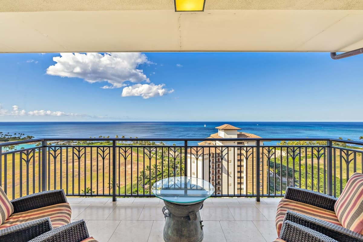Condo in Kapolei · ★5.0 · 3 bedrooms · 4 beds · 2.5 private baths - Photo 4