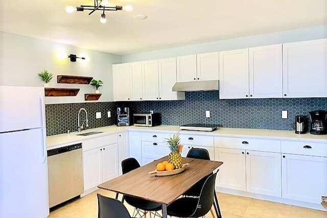 Guesthouse in Kailua-Kona · ★4.99 · 1 bedroom · 2 beds · 1 bath - Photo 4