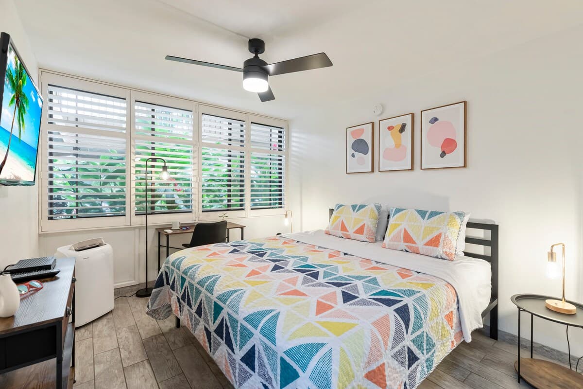 Condo in Kihei · ★4.9 · 1 bedroom · 2 beds · 2 private baths - Photo 2