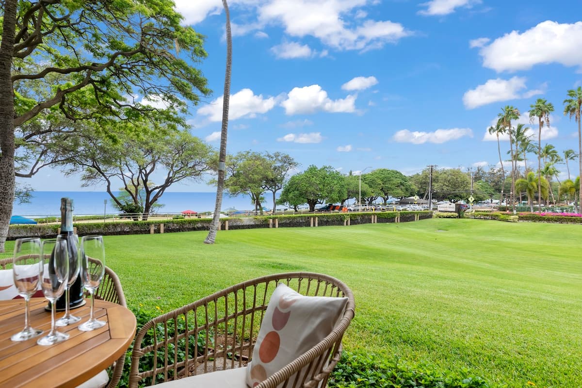 Condo in Kihei · ★4.9 · 1 bedroom · 2 beds · 2 private baths - Photo 1