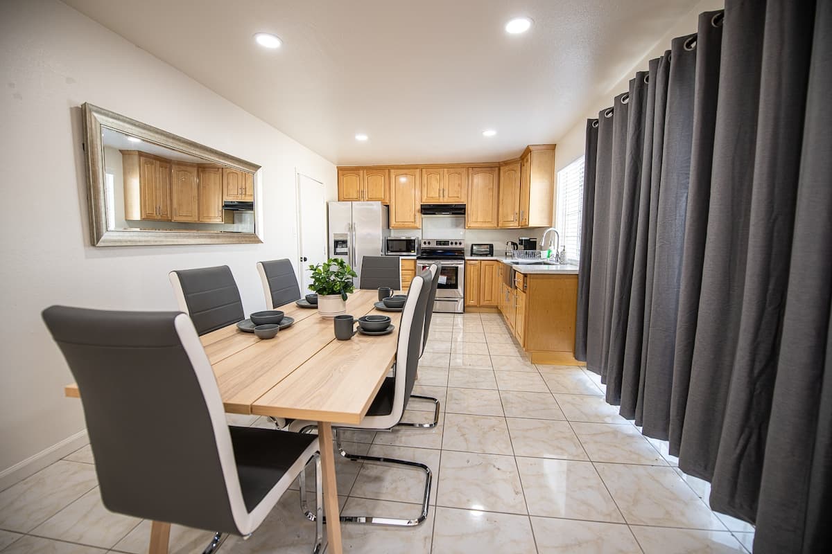 Quiet Silicon Valley Home Near Tech HQs & Beaches - Photo 1